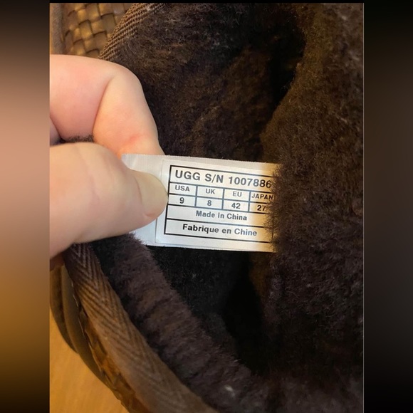 Ugg Boots men’s Size 9, women’s 10.5 - limited edition! - Picture 6 of 8